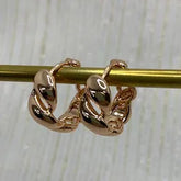 Hinged Swirl Pattern Hoop Earrings – Rose Gold